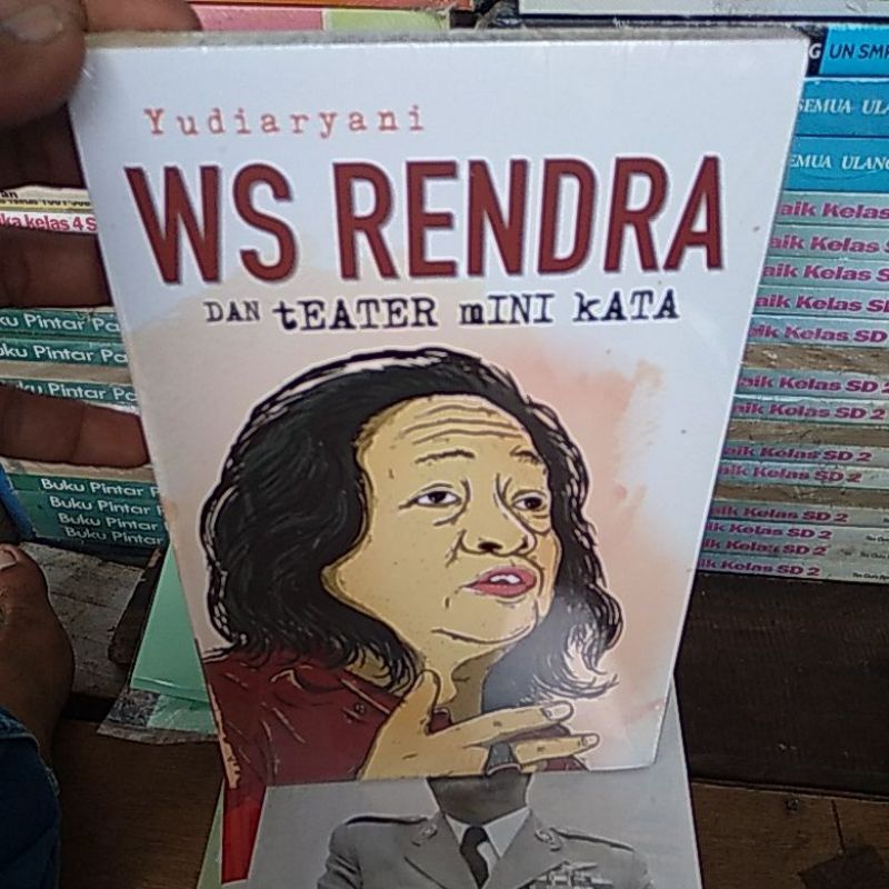 WS RENDRA DAN TEATER MINI KATA