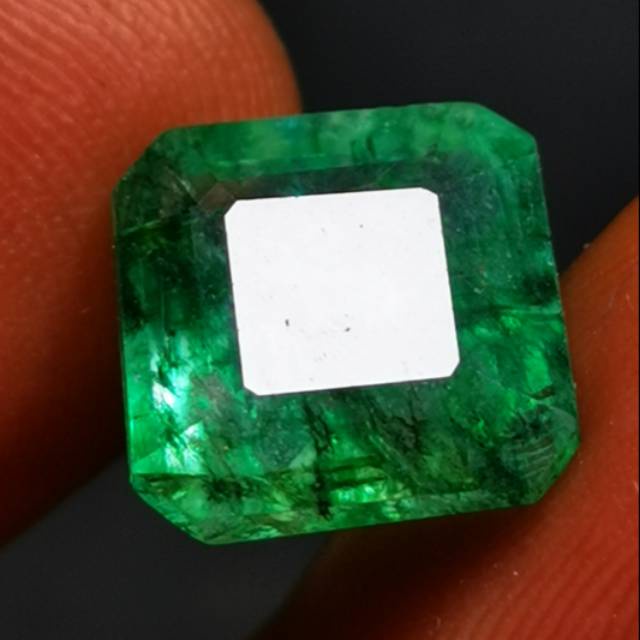 Batu permata asli natural zamrud colombia