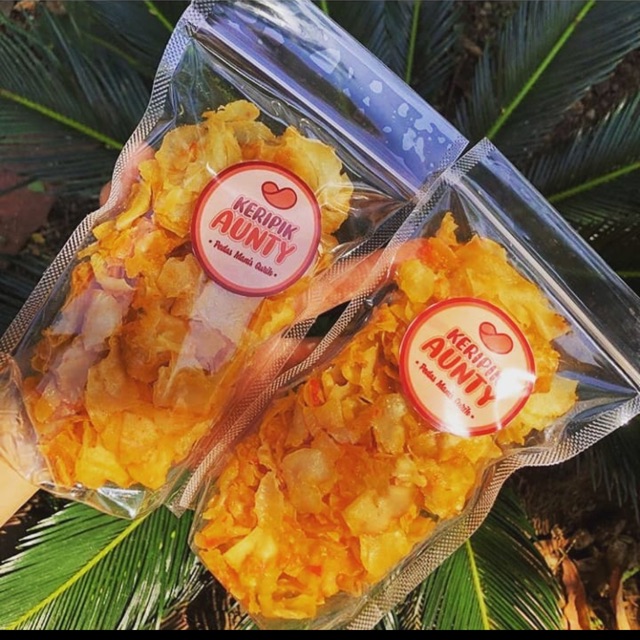 

Keripik Aunty Oleh-oleh Khas Makassar 100gr