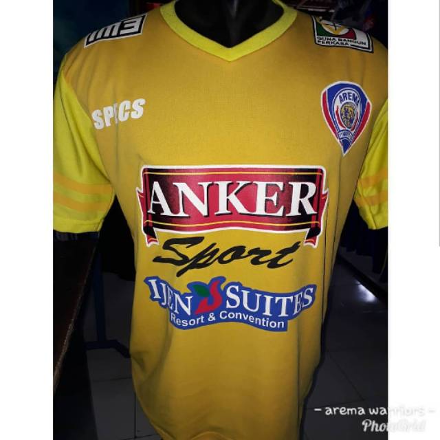 Jersey Arema Kiper Specs