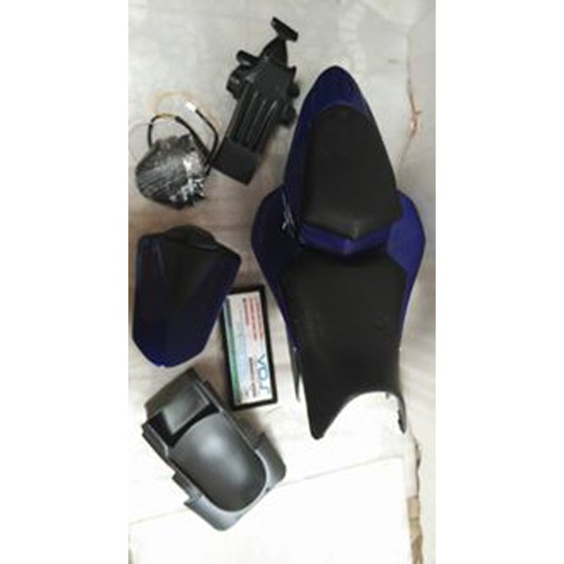 BODY R 6 BIRU UNTUK NEW VIXION