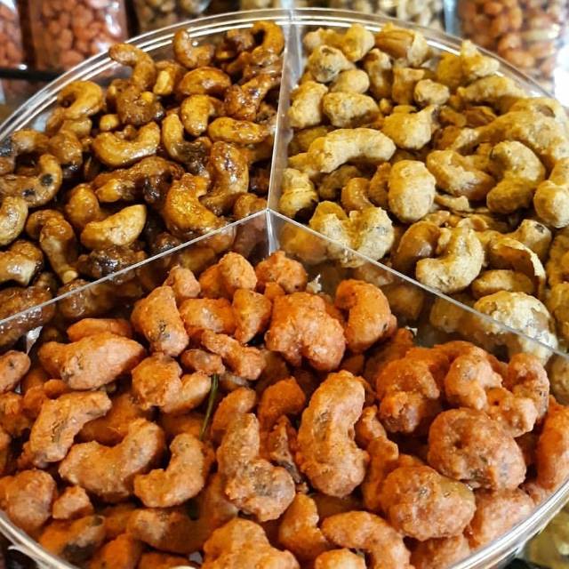

Kacang Mede Sekat 3