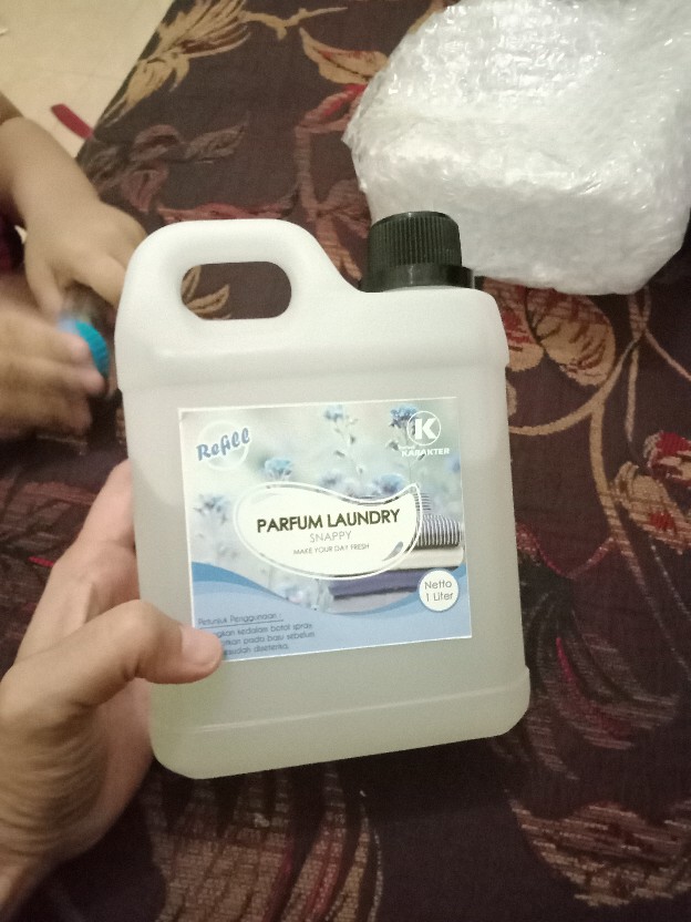 Bisa Cod | Snappy - Parfum Laundry / Pewangi Pakaian Snappy - 1 Liter