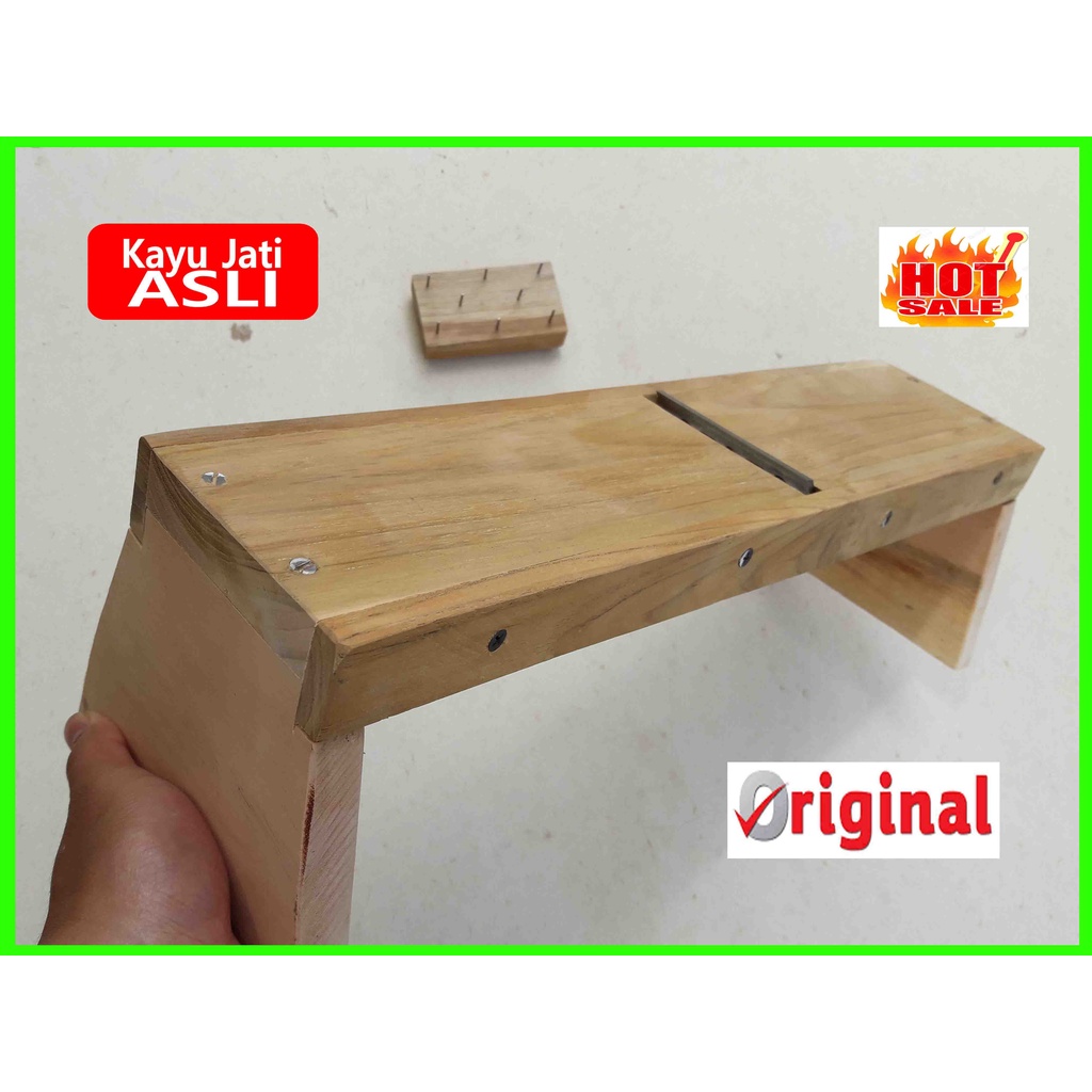 

Serutan Es batu Serut Es Ice Crusher dari KAYU JATI