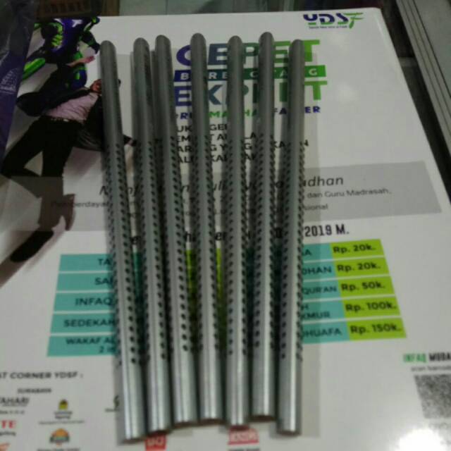 

Smooth graphite pencils