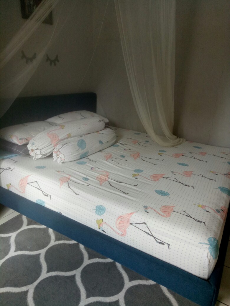 Sprei Anti Geser Motif Palma, Jason, Flamingo, Sage