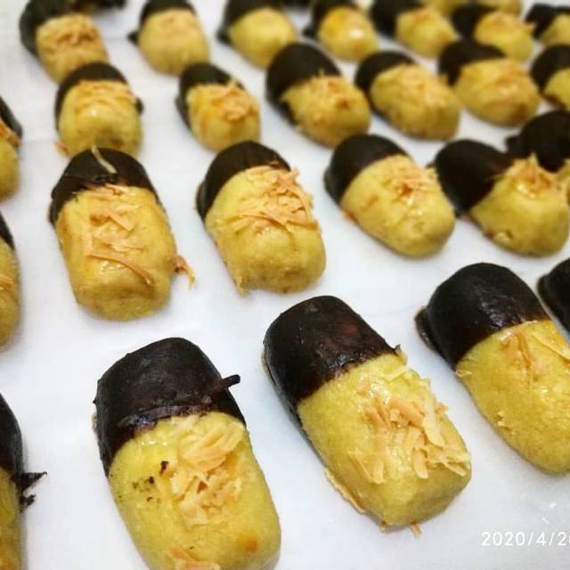 

Nastar coklat keju