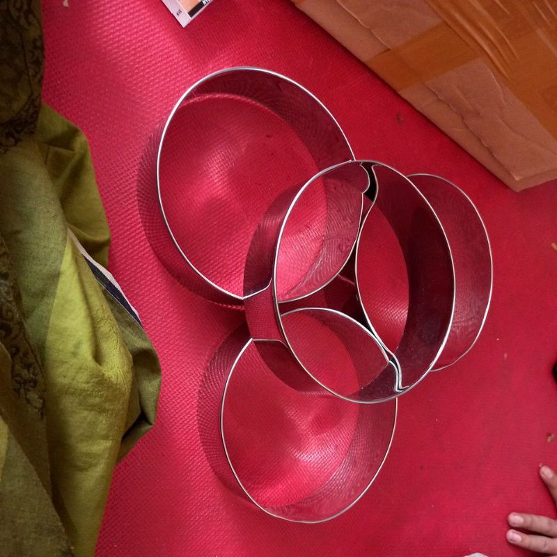 

ring cutter bulat diameter 17cm