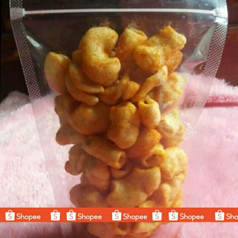 

Makroni besar | kerupuk makaroni instant rasa balado | makroni ngembang