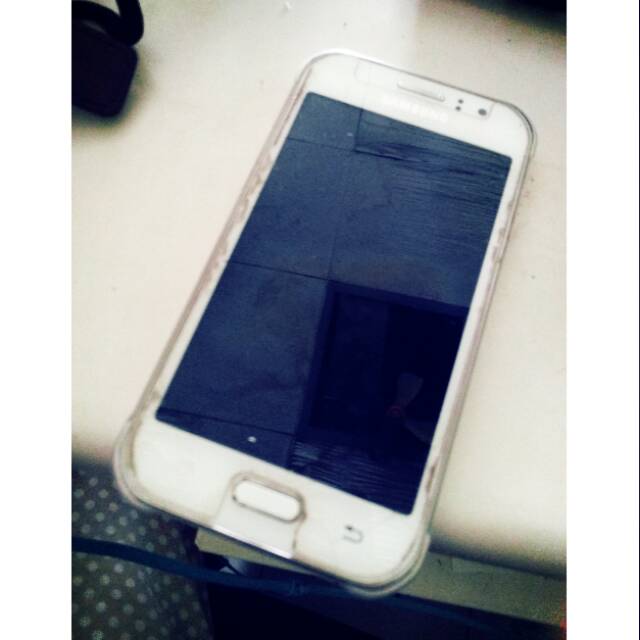 Handphone samsung j1 Ace Second