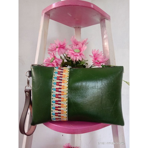 clutch wanita banyak ruang /dompet wanita banyak ruang