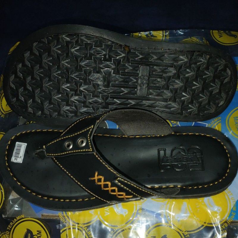 New Sandal jepit kulit levis 501
