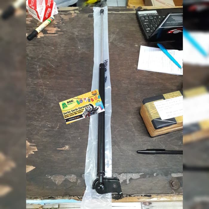 Shock Kap mesin Toyota Harrier 2003 2012