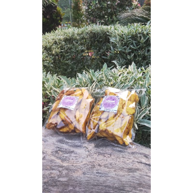 

Cemilan enak,,Kripik pisang gurih