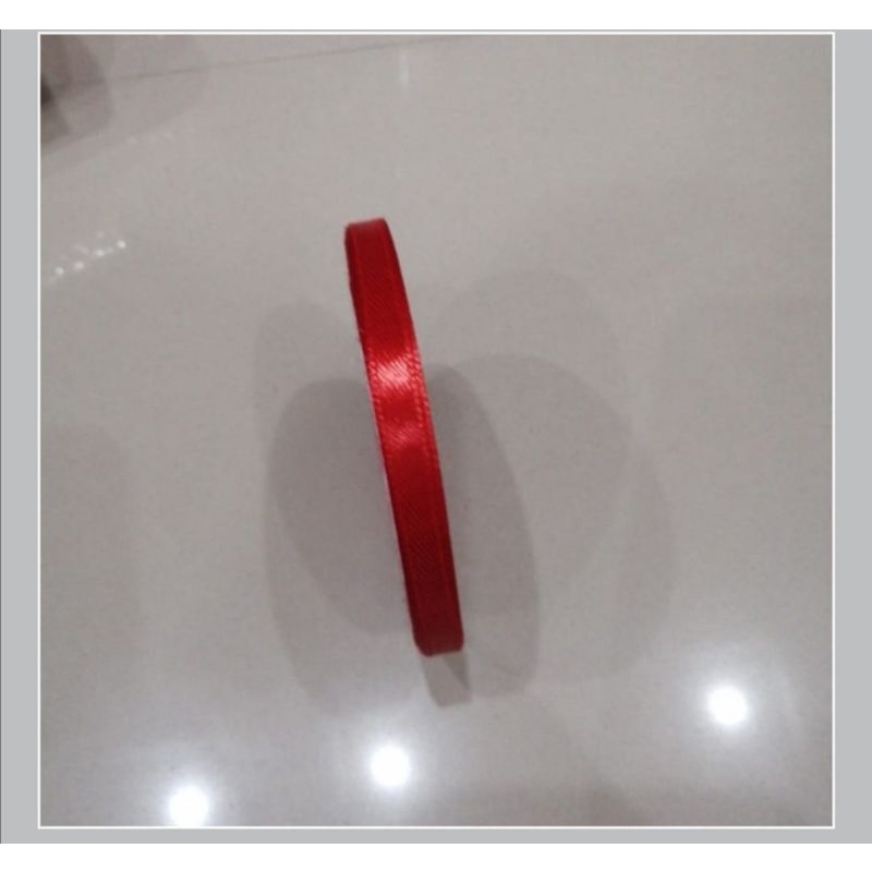 

Pita Satin Roll Ribbon 1/4 inchi /Pita Kado Roll Warna Merah Best Quality