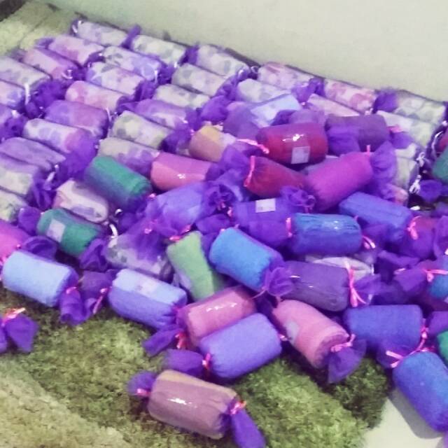 Hampers - souvenir murah - souvenir bayi - handuk murah