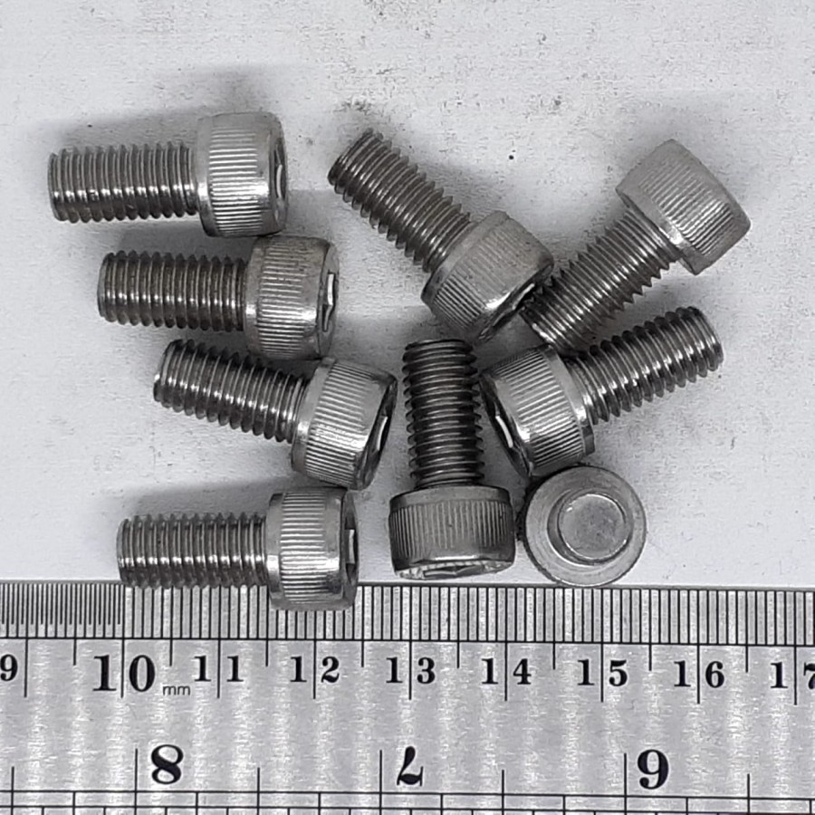 BAUT L M8X15 STAINLESS M8 X 15 SS SUS 304 KUNCI L6 BAUT 13 PANJANG 1,5CM 1,5 CM HEAD SOCKET SCREW 15