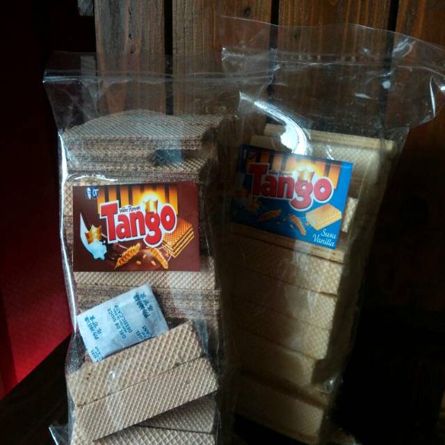 

Snack Repack Tango Wafer Cokelat ~ Vanilla 250gr