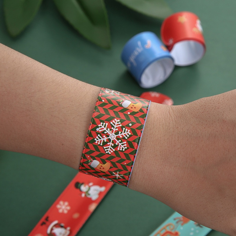 Mary Christmas Slap Bracelet Elk Design Cartoon Hand Toys Mainan Anak Liburan Lucu Novelty PVC+Steel Motif Santa Claus