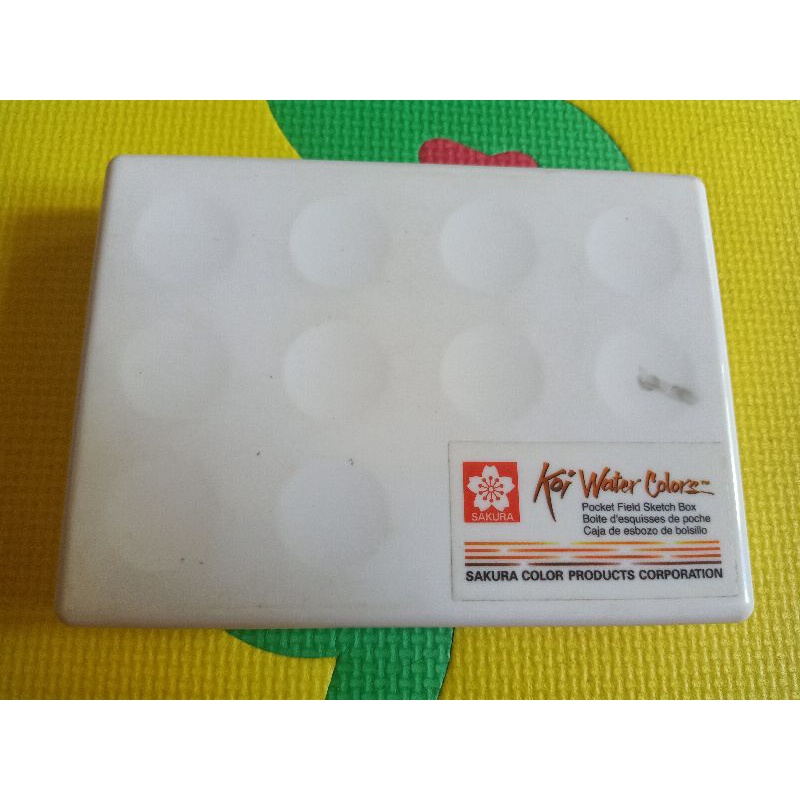 Sakura Koi Water Colour 24 warna / Cat air ( Preloved / bekas )