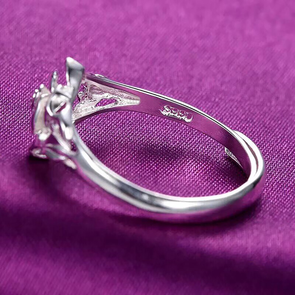 Hu Hu Hu Hu Hu Alat Bantu Pasang Kacamata♡ Cincin Tunangan Desain Bunga Mawar Hollow Bahan Tembaga Warna Silver Gaya Retro Untuk Wanita