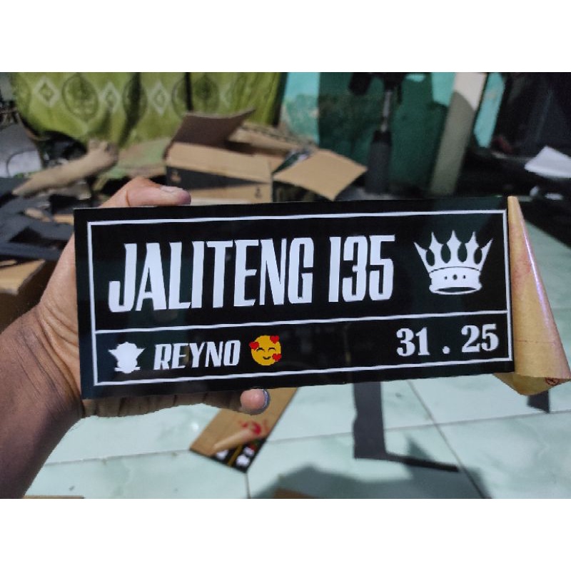 Plat nomor akrilik custom ( satu )