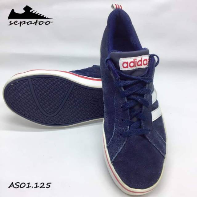 Sepatu branded original second/bekas adidas