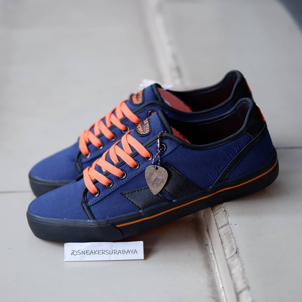 Macbeth James Midnight Burnt Orange