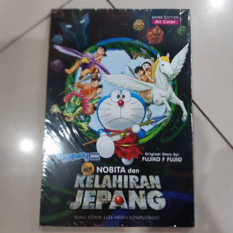 buku komik berwarna doraemon movie new nobita dan kelahiran jepang