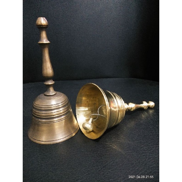 Bel lonceng tangkai kuningan antik diameter 7cm.x14cm.