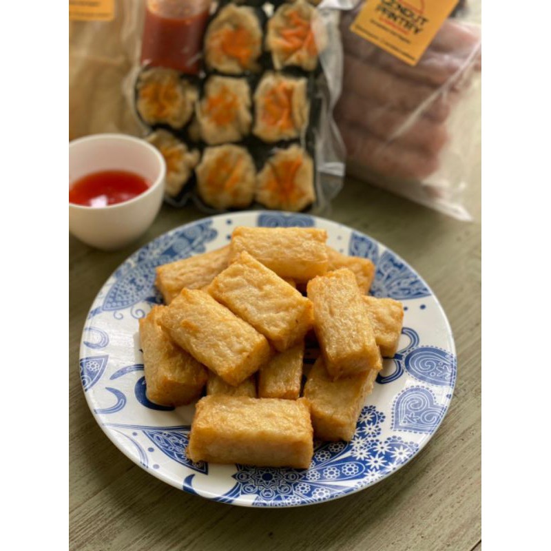 

Fish Cake Kue Ikan Ekor Kuning