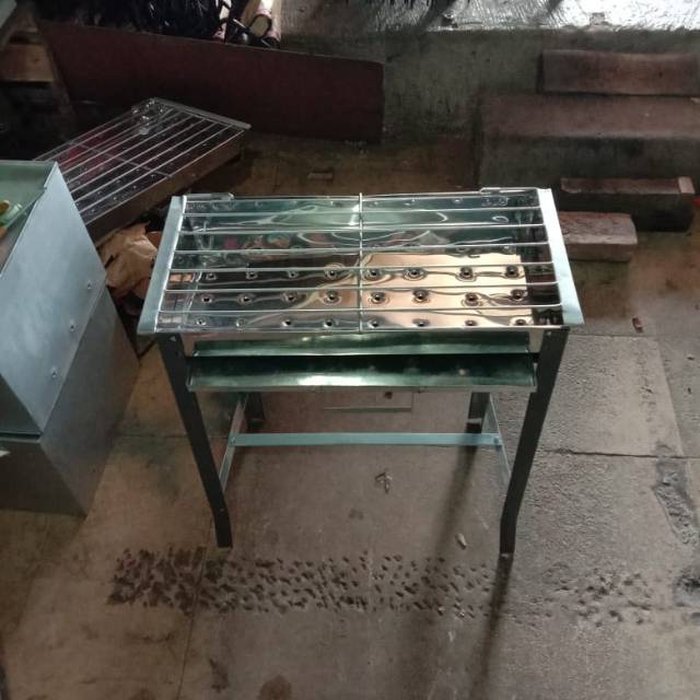 Bakaran sate berkaki JUMBO