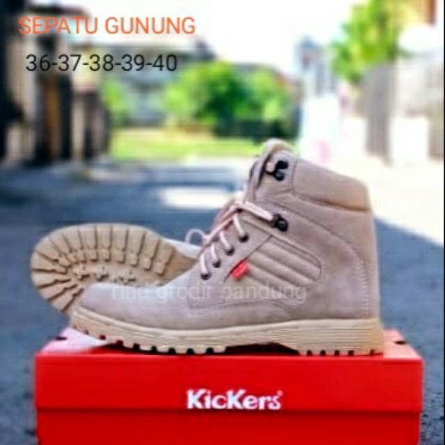 Sepatu gunung wanita ujung besi kickers women