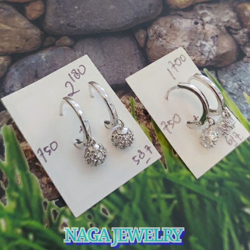 ANTING PUTIH VARIASI EMAS KADAR 750
