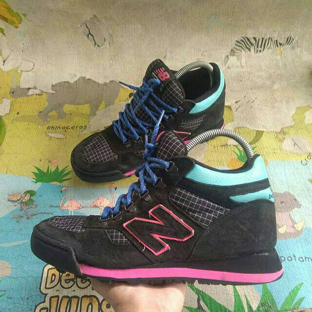 new balance 710 original