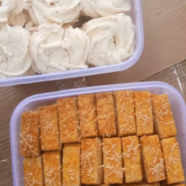 

Kue Sagu Keju