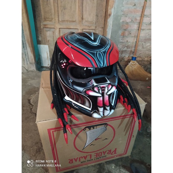 helm predator