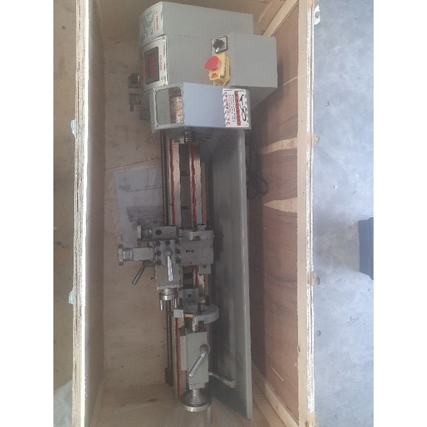 Mesin Bubut Tipe GP B2//Mesin Bubut Mini