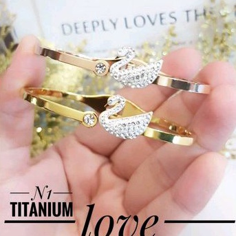 Titanium Gelang Tangan Wanita Motif Angsa 99221