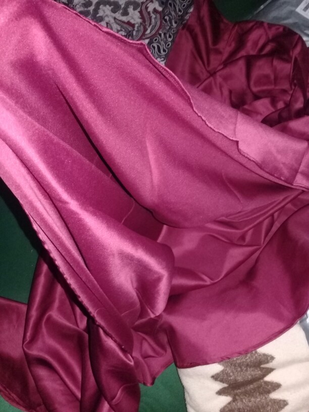 Batik Couple Terbaru Gamis Velvet