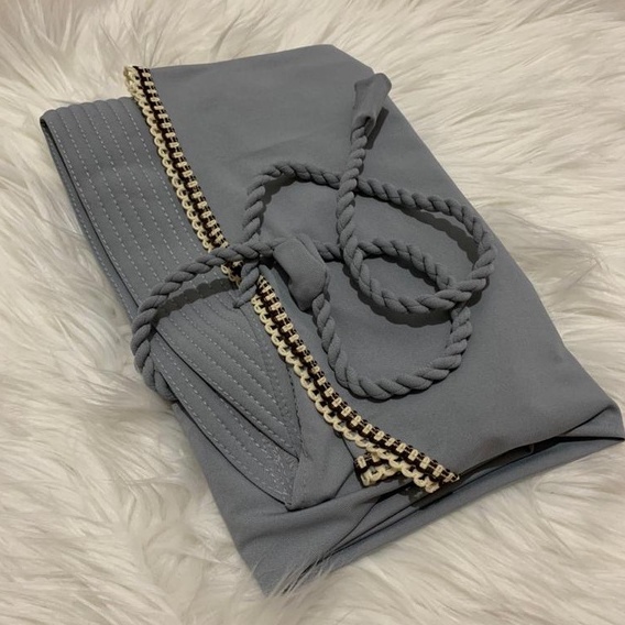 Jilbab Bergo Instan Maryam Renda Tali Kepang-Silver
