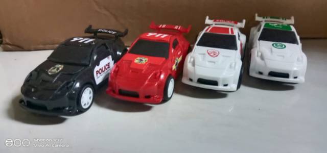 International police toys / mainan mobil polisi isi 4 pull back super bagus