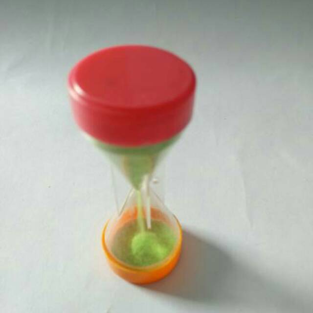 Mainan jam pasir warna warni