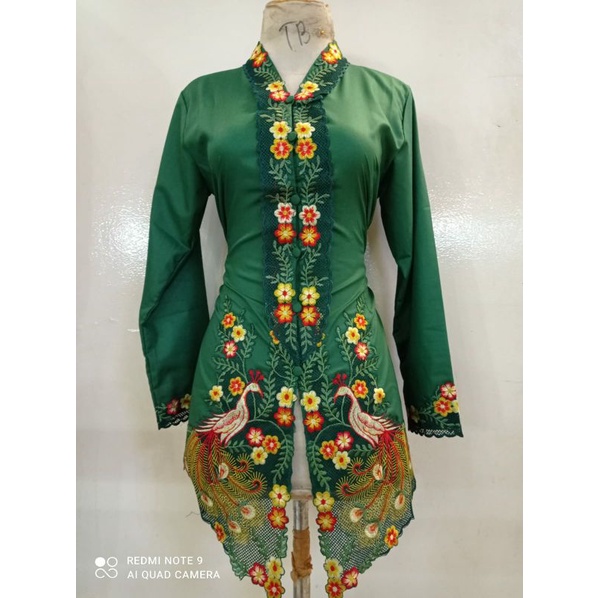 Kebaya Encim Lengan panjang Kebaya Encim modern Kebaya encim Jumbo Kebaya Encim Bordir Kebaya Encim Kebaya Betawi Modern Kebaya Encim putih Kebaya Kartini Kebaya Encim-Ijo botol