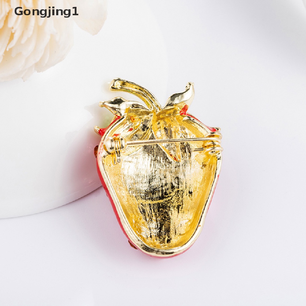 Gongjing1 Bros Pin Bentuk Strawberry Lucu Untuk Aksesoris Scarf / Syal Wanita