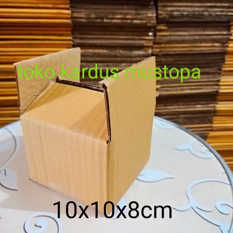 

kardus/Box/ ukuran 10x10x8cm termurah