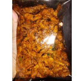 

Lariiss--USUS KRISPY PEDAS AROMA DAUN JERUK SEPEREMPAT KILOAN