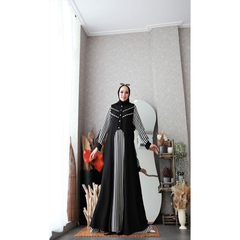 TARRA/GLAMZ/GAMIS OUTER