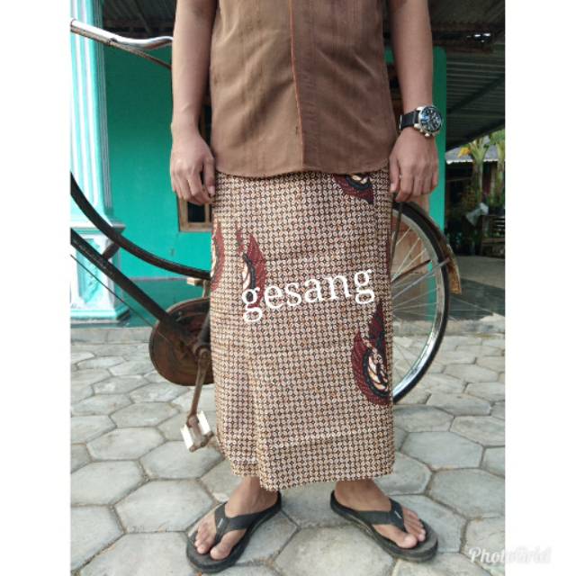 Sarung batik solo