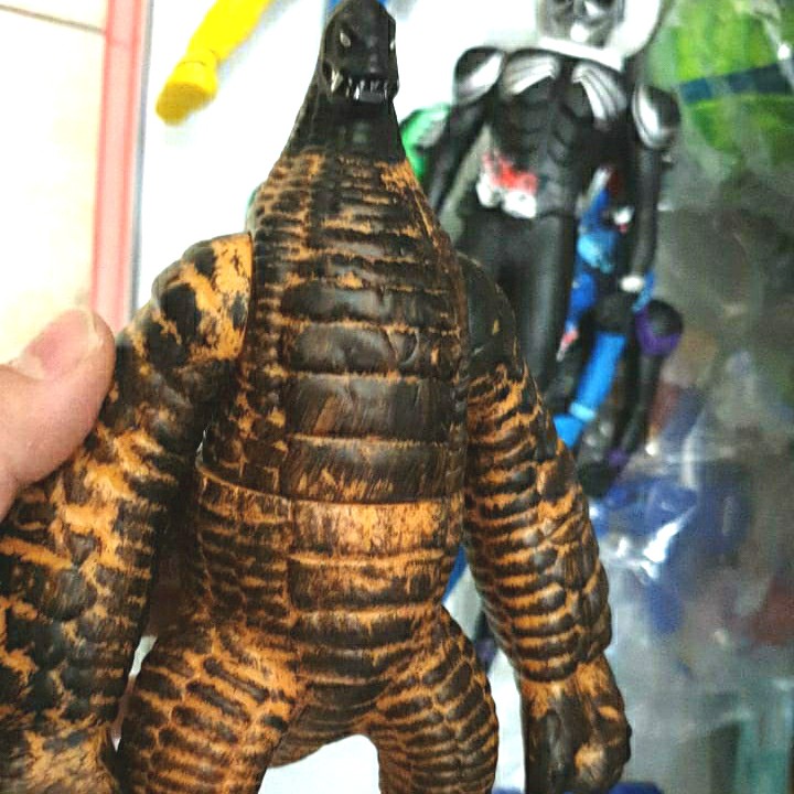 Ultraman Kaiju Ultra Monster 500 EX RED KING